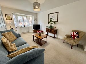 Lounge- click for photo gallery